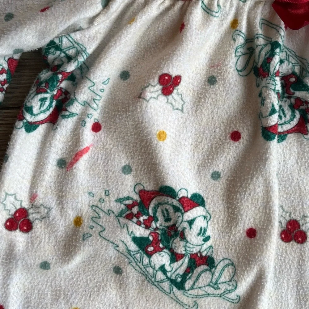 Disney Toddler Girl Mickey & Minnie Sledding Christmas Long Sleeve Nightgown 2T - Picture 4 of 7